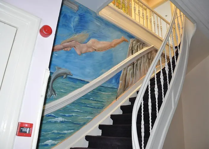 Hostel / Youth Breda